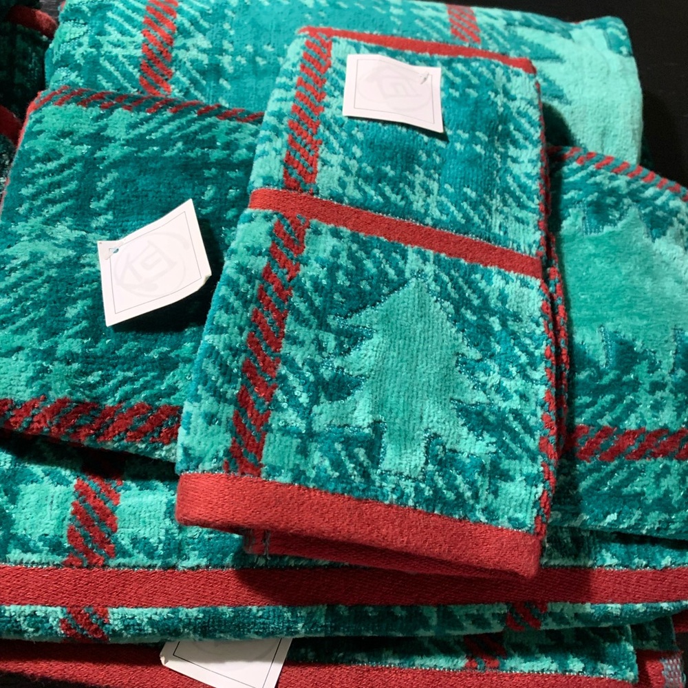 Christmas Towel Set of 3 x 2 Exclusive to Sears Canada 100%Cotton Made in India